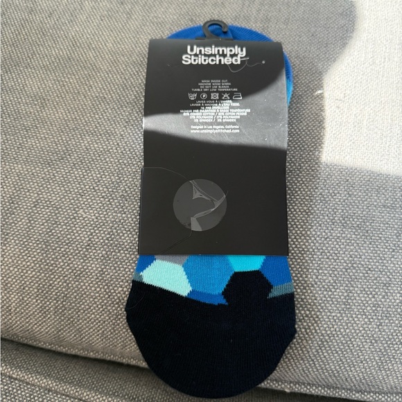 Unsimply Stitched Socks NWT - Picture 2 of 5